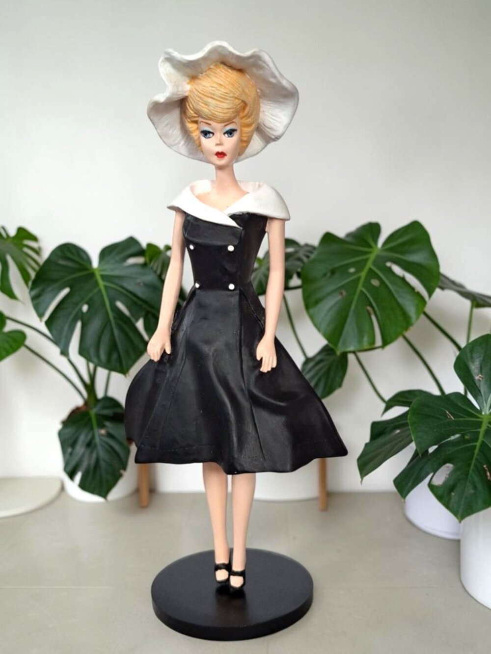 1993 BARBIE The Danbury Mint Classic Figurine Collection 1965 "AFTER FIVE"